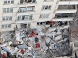 Часть семиэтажного дома обрушилась в Стамбуле: под завалами остаются семь человек (ВИДЕО)