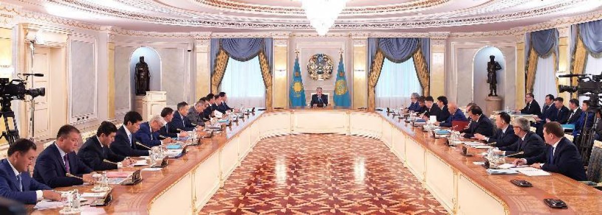 Касым-Жомарт Токаев провел совещание с акимами