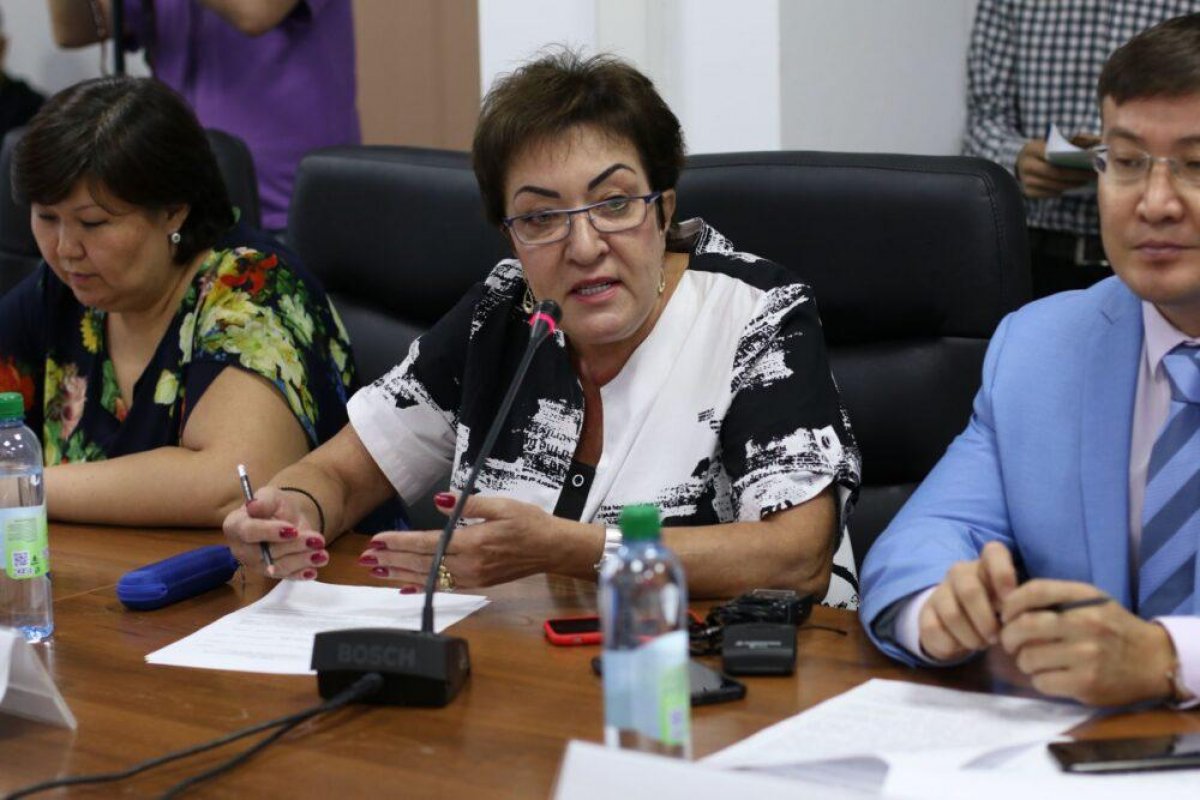 С арендаторов школьных столовых Алматы незаконно требуют 23 млн тенге