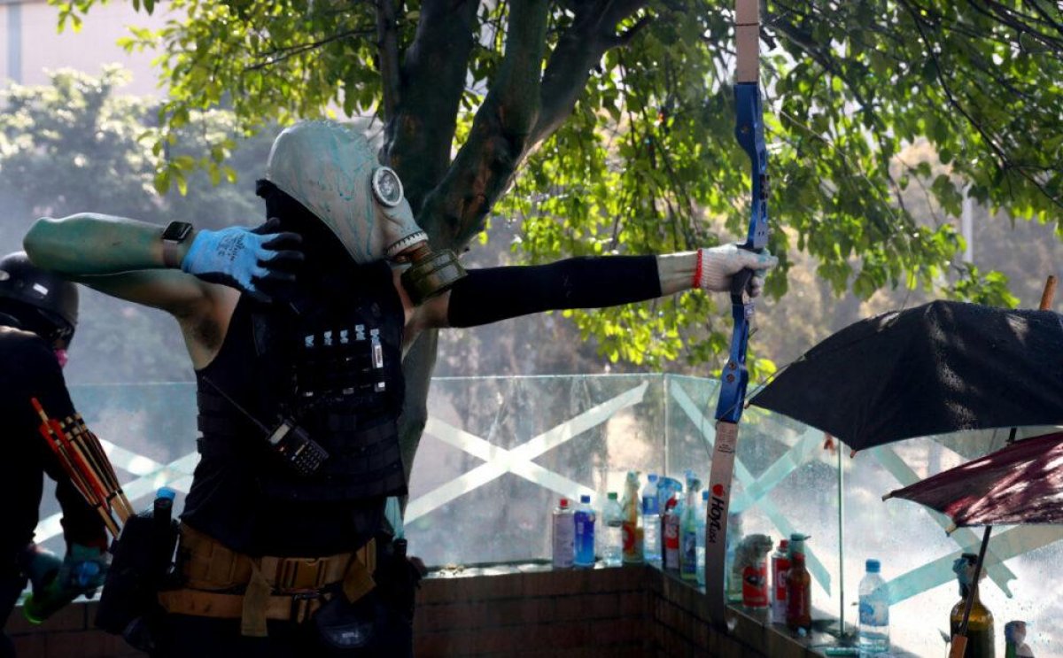 Из-за протестов в Гонконге более сотни казахстанских студентов вернулись на родину