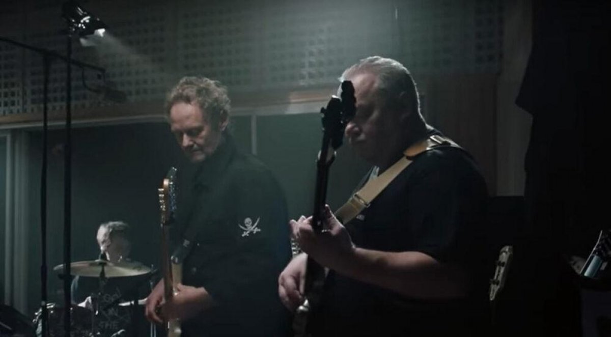 Группа "Кино" выпустила первый в своей истории официальный концертный клип