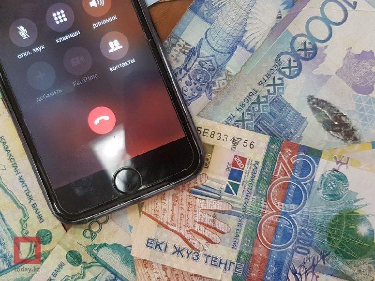 Операторы РК нарастили доходы от услуг сотовой связи до 222 миллиардов тенге за год