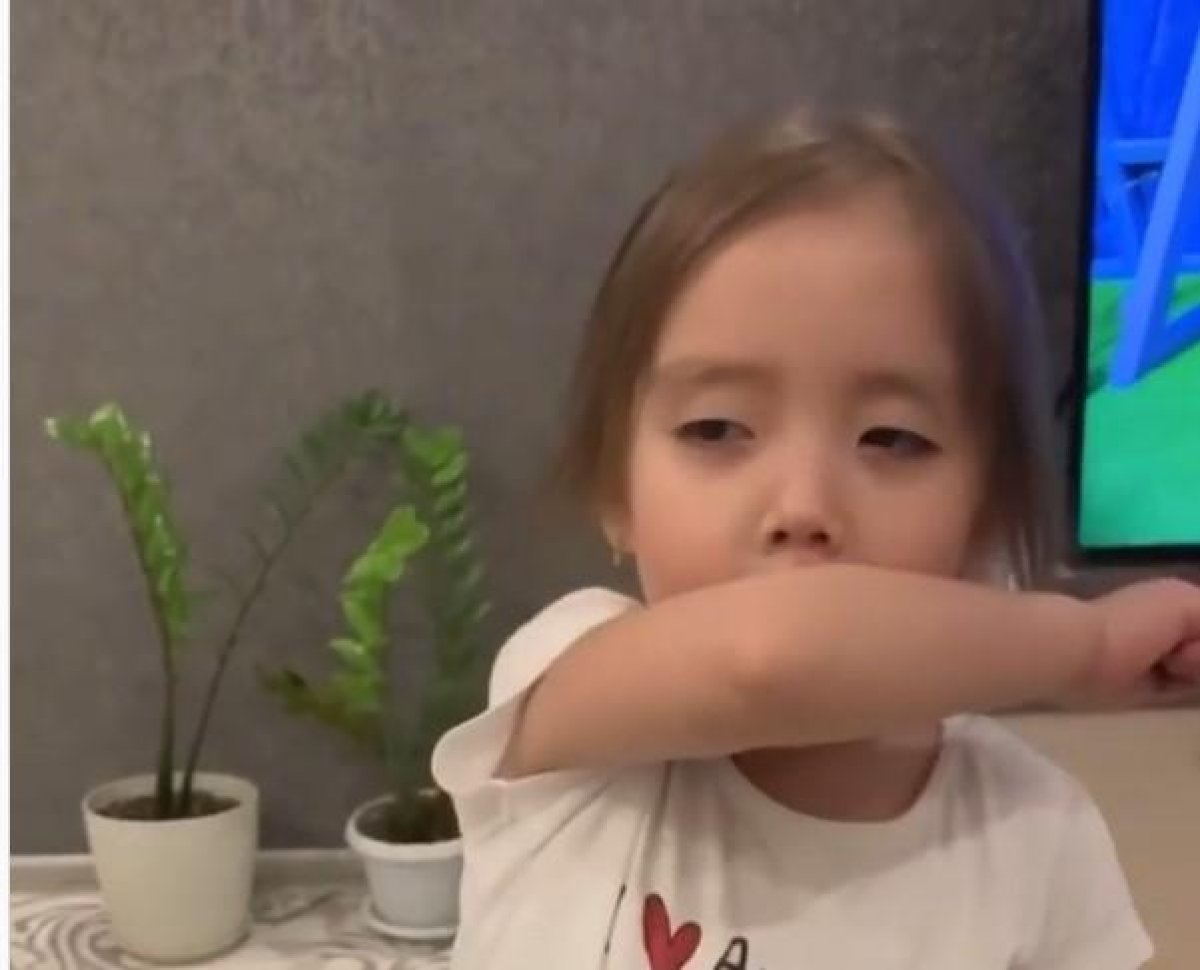 В Казахстане запустили челлендж с кашлем