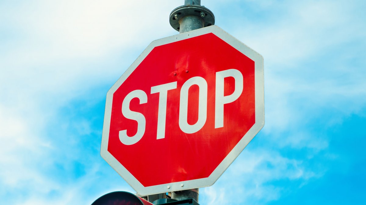 Полицейские Алматы выявили 30 объездных троп из области в город