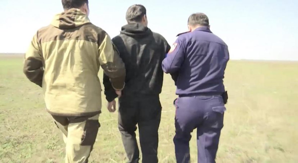 Полицейские показали погоню за нарушителями режима ЧП в Алматинской области