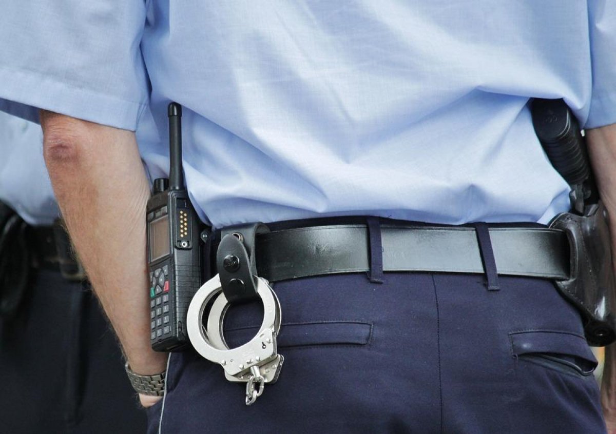 Полицейские при задержании сломали ключицу пьяному жителю Петропавловска