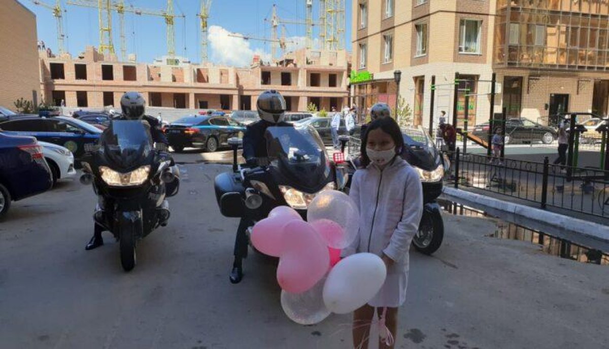 Девочка попросила полицейских Нур-Султана поздравить так же, как мальчика из Бостона