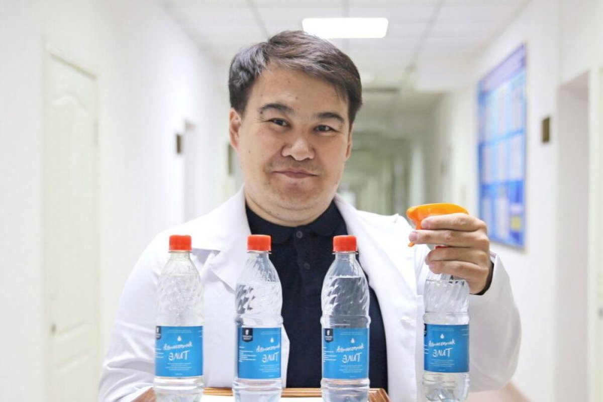 Из конфискованного спирта павлодарские химики наладили производство антисептика