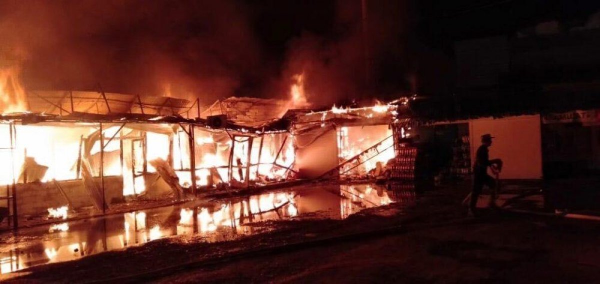 В Туркестанской области сгорело девять продуктовых бутиков