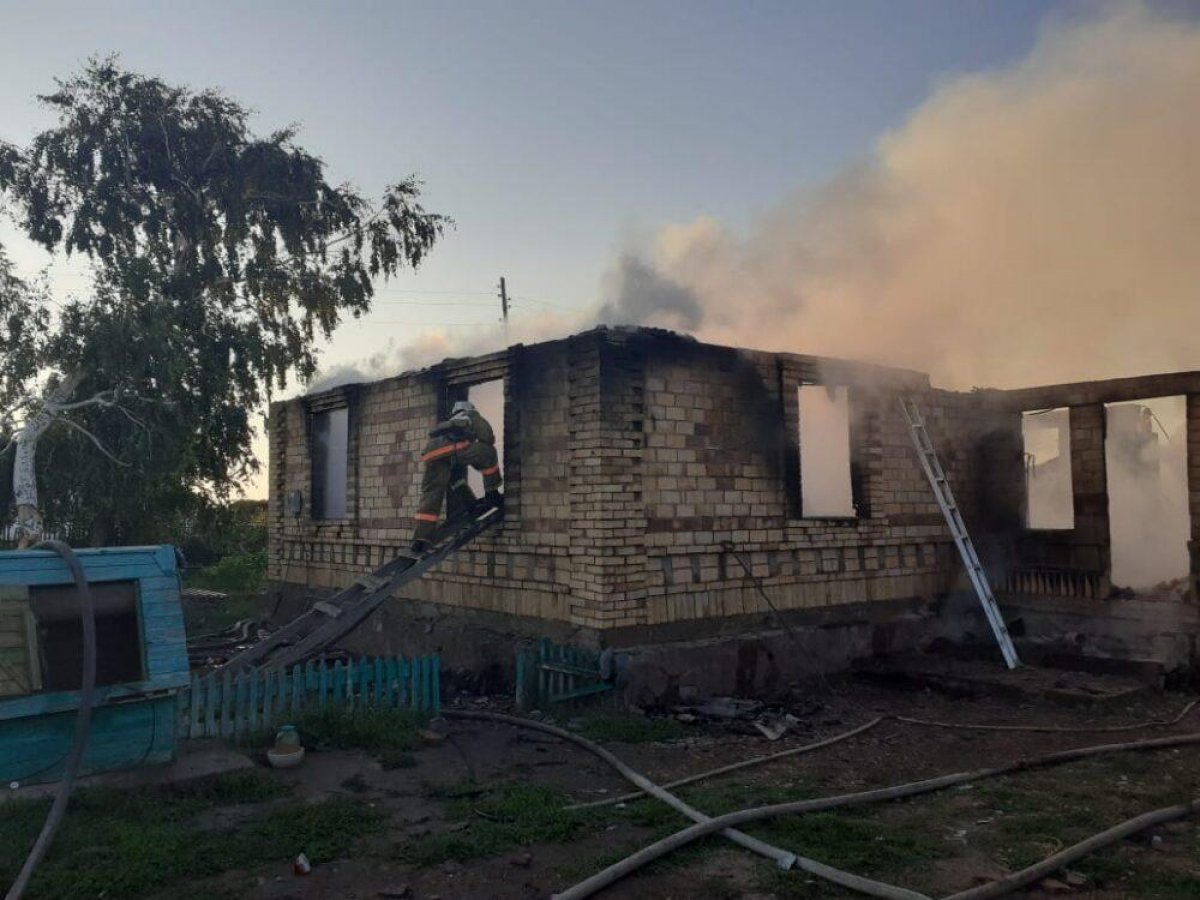 Трое детей погибли при пожаре в частном доме Акмолинской области