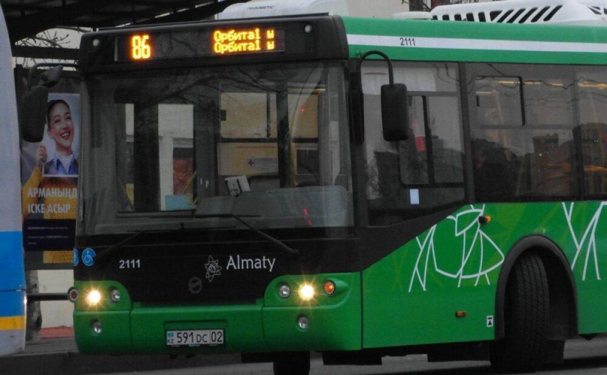 За пассажирами без масок в автобусах Алматы следят «умные» технологии