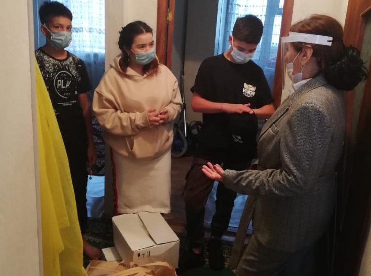 Столичные партийцы решили проблемы семьи Дильназ Шариповой