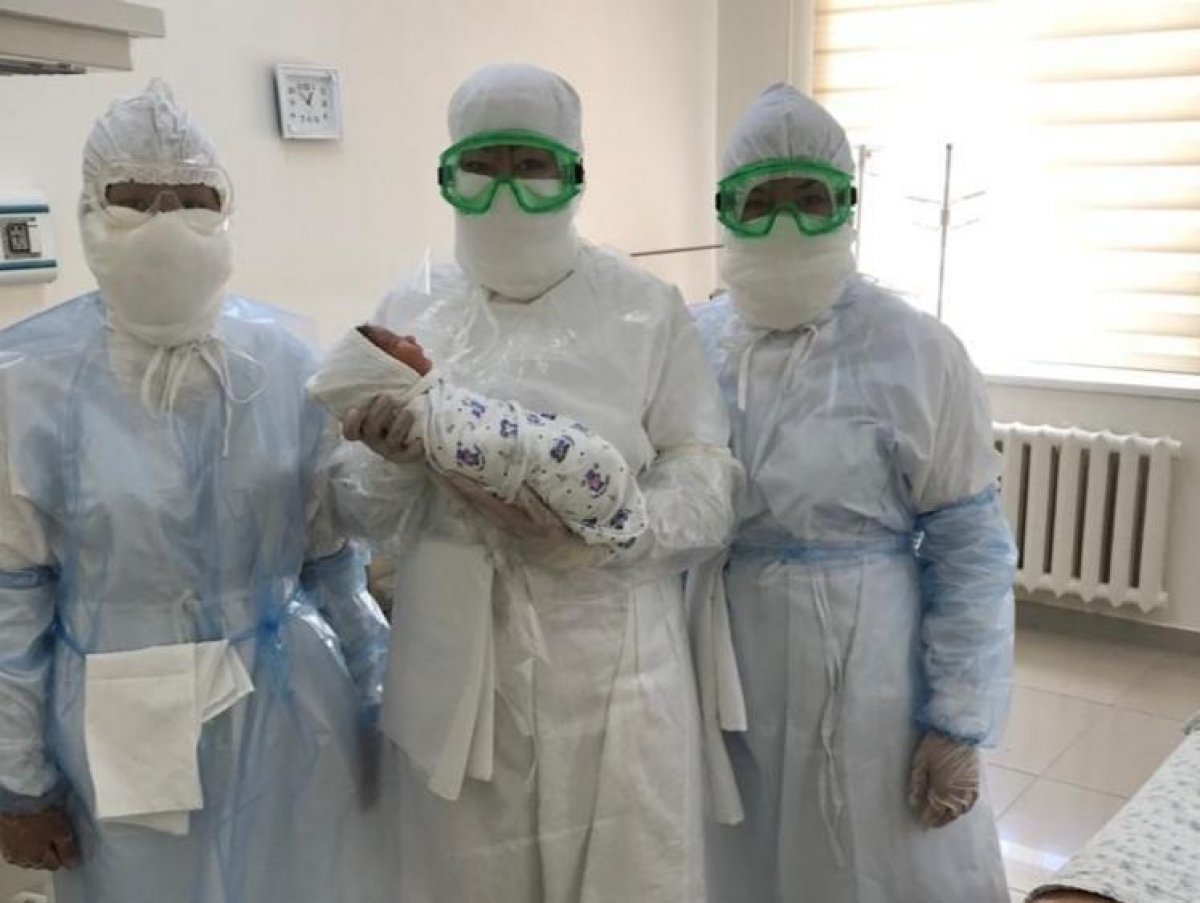 Женщина с коронавирусом родила здорового ребенка в Туркестанской области