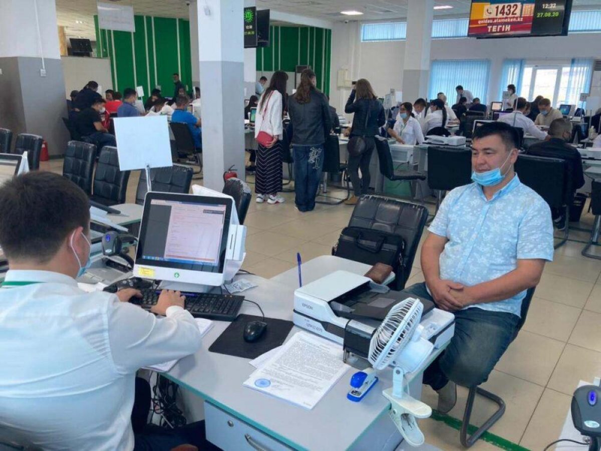 Первое переоборудованное авто из Армении зарегистрировали в Алматы