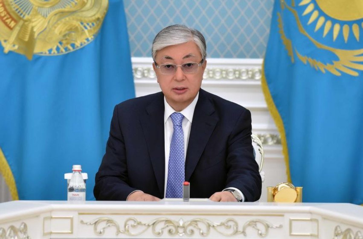 Токаев поручил на 25% сократить число чиновников в Казахстане