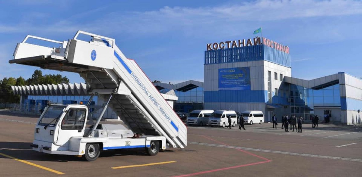 Токаев прилетел в Костанай, где проверит работу аграриев и производителей еды