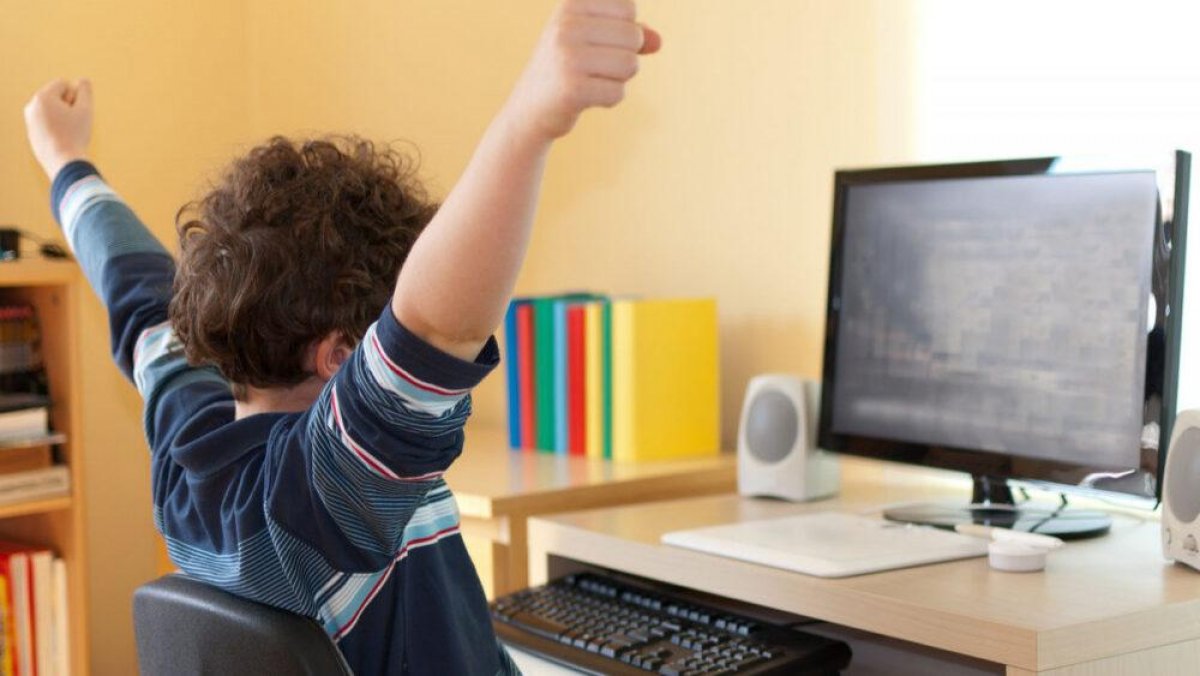 Актюбинцы переводят детей в другие школы, чтобы избежать дистанционного обучения