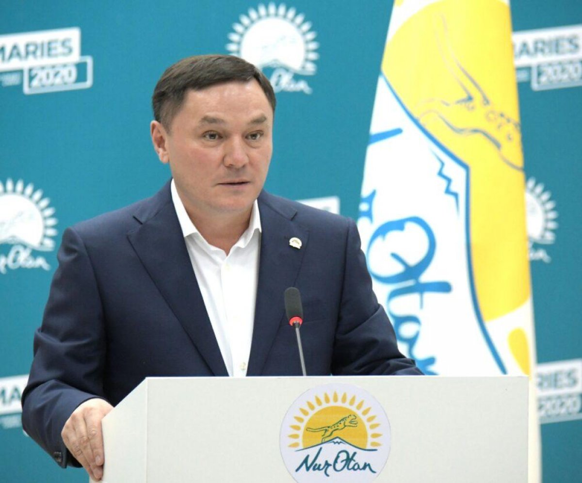 Аким Акмолинской области Ермек Маржикпаев проголосовал на праймериз