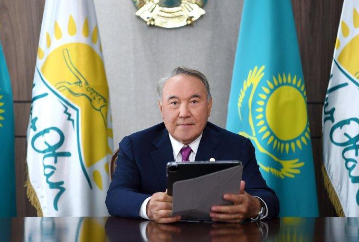 Елбасы проголосовал на праймериз