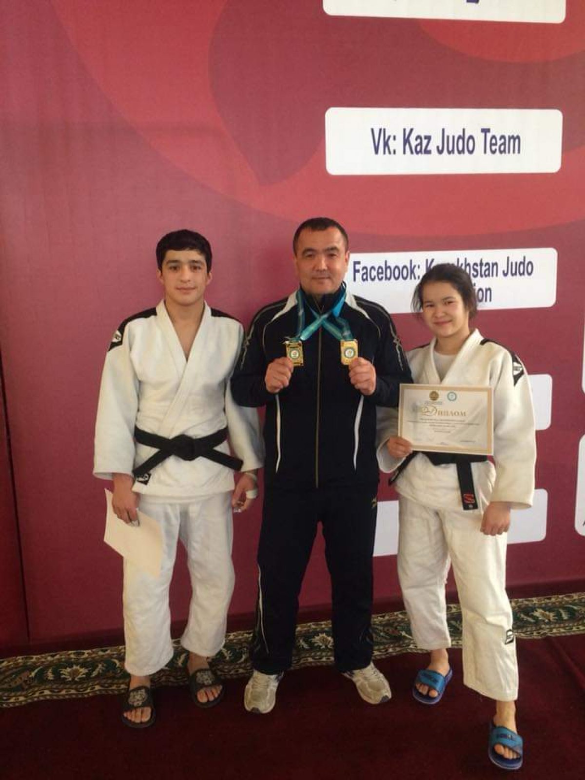 Простой тренер по дзюдо — лидер в праймериз