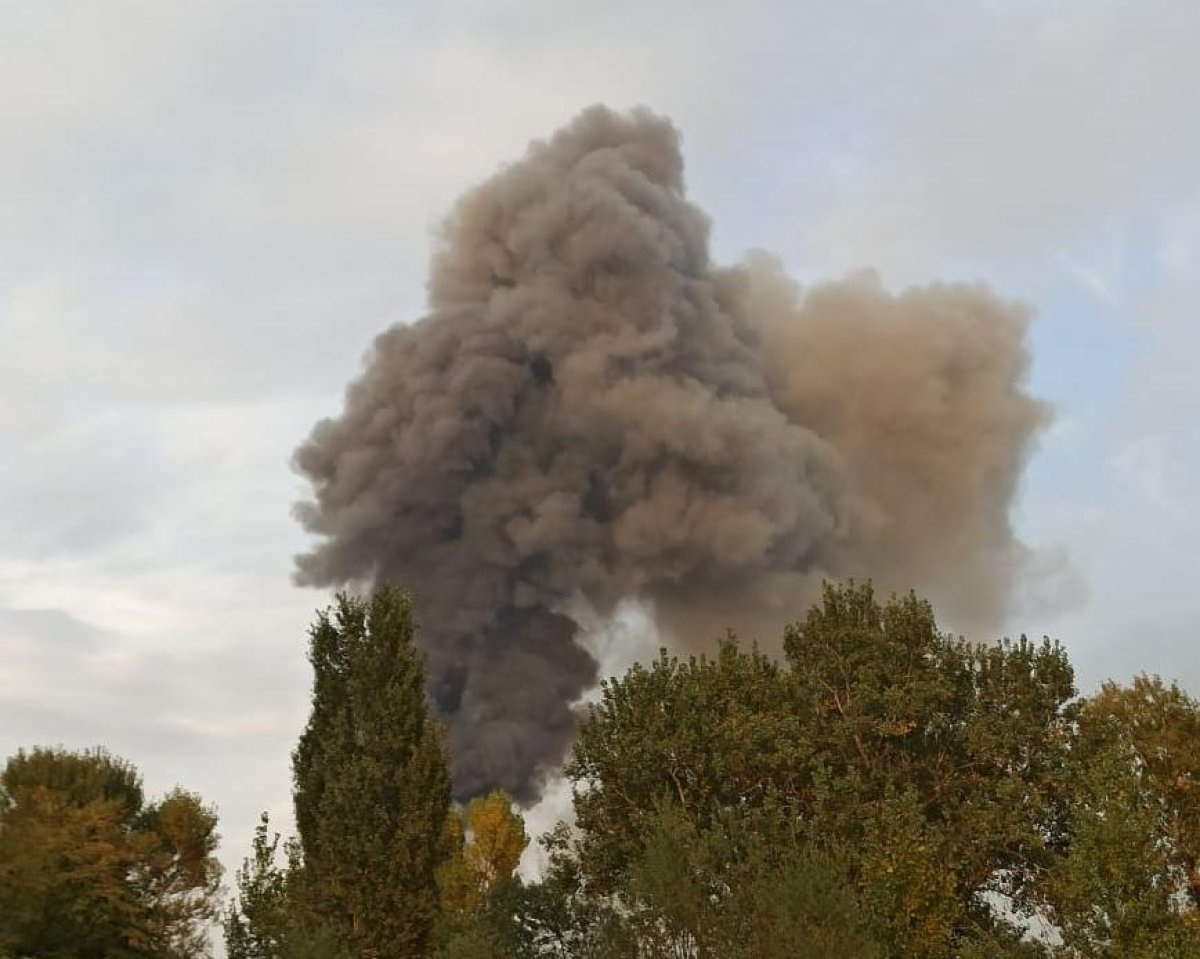 Пожар в Алматы сегодня. Пожар Алматы Москвина 7. Буря в алматы сегодня