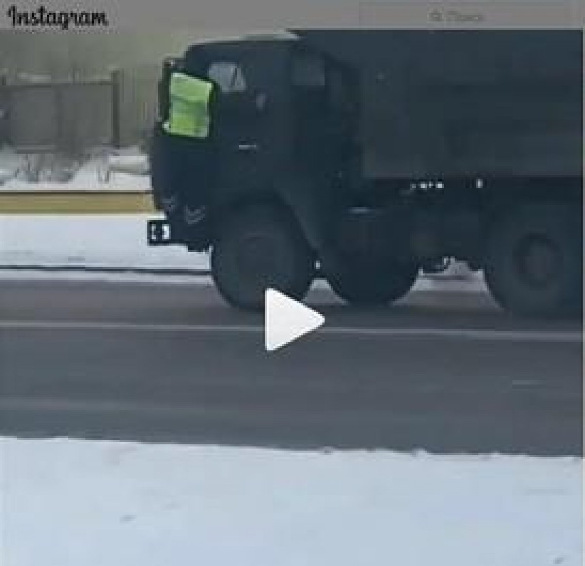 Астанчанин прокатил полицейского на кабине грузовика