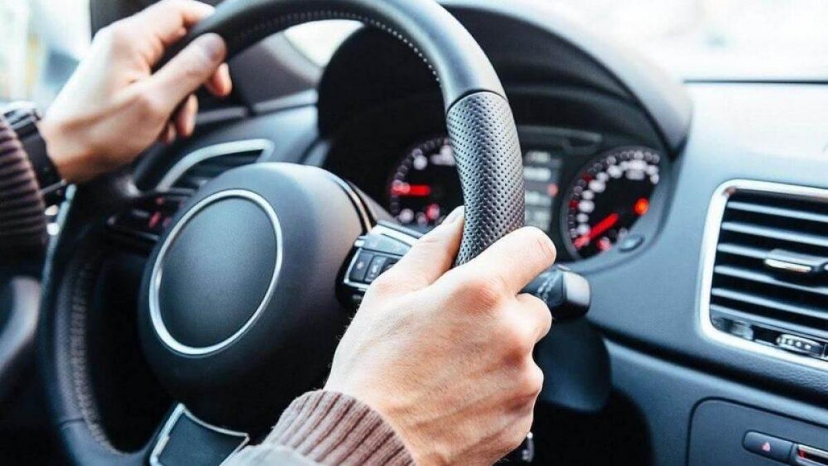 Водителя с неоплаченными штрафами на 1,4 млн тенге задержали в Атырау