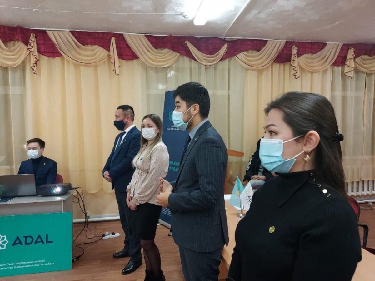Партийцы Adal обсудили с жителями Костанайской области проблемные вопросы