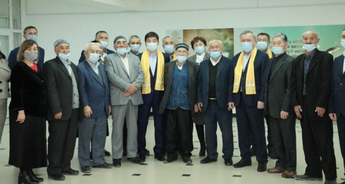 Как будут помогать кандастар-соотечественникам? Штаб Nur Otan прибыл в Актау