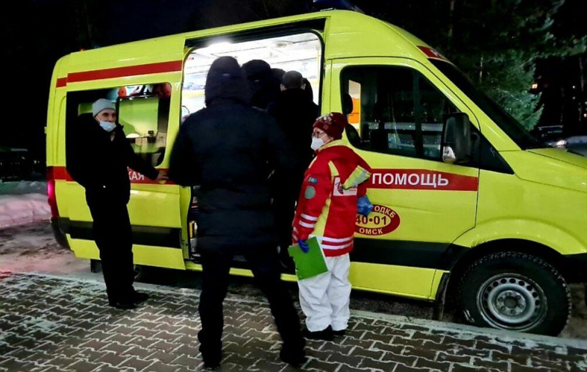 Двухмесячного казахстанца доставили санавиацией из Омска в Нур-Султан