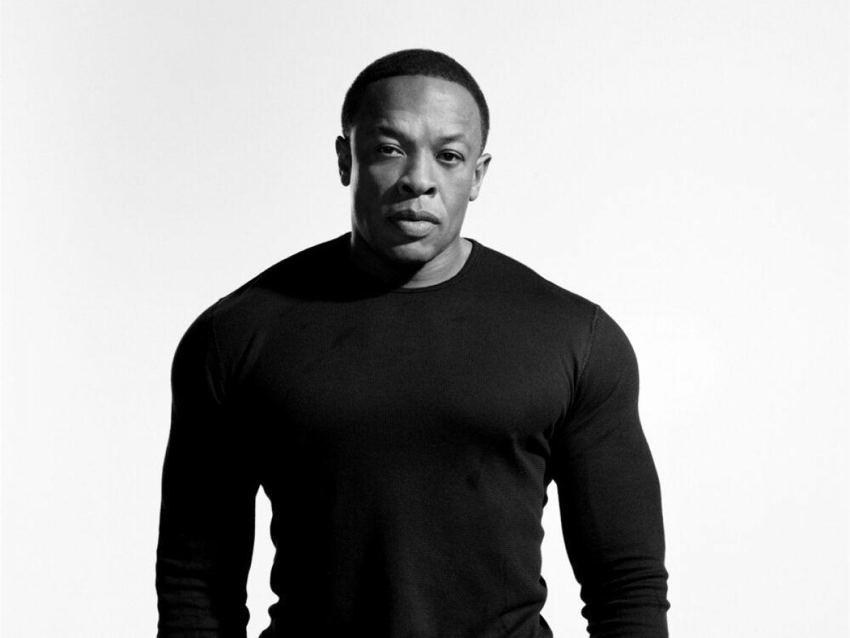 Легендарный музыкант Dr. Dre попал в реанимацию