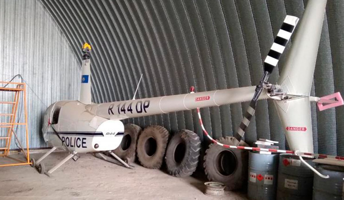 Полицейские Нур-Султана продают вертолет