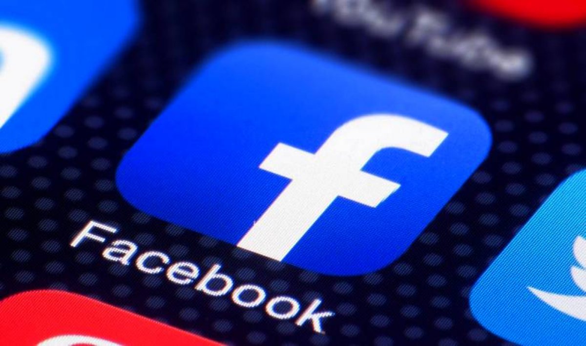 Личные данные более 500 млн пользователей Facebook попали к хакерам