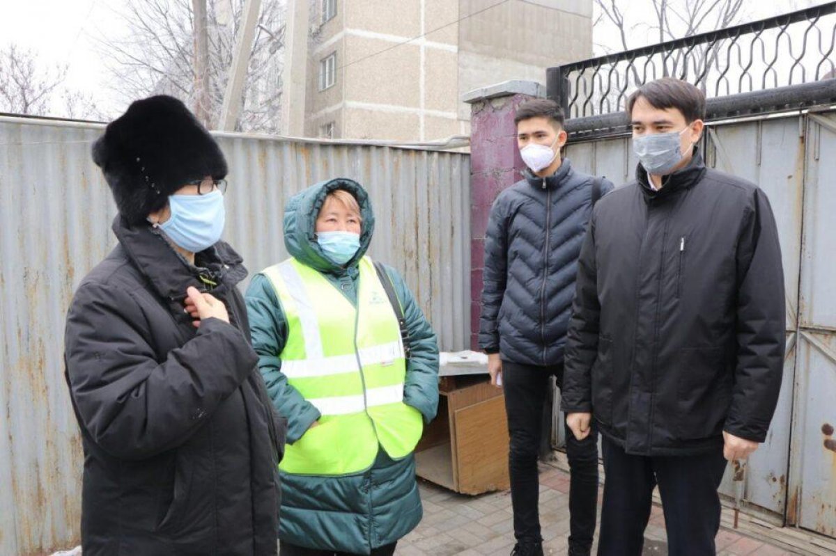 Нуротановцы устранили проблему с водоснабжением жителей улицы Павлодарской в тандеме с коммунальщиками