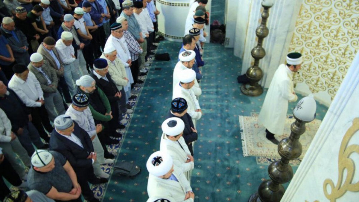 Коллективный намаз разрешили в мечетях Актюбинской области