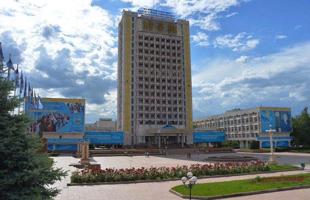 В КазНУ повысили всем зарплаты на 20%