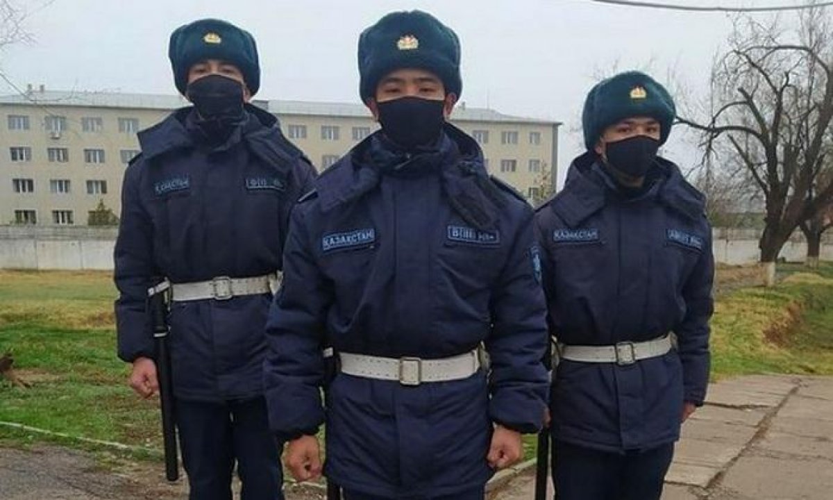 Гвардейцы задержали россиянина, избившего пожилого человека в Шымкенте