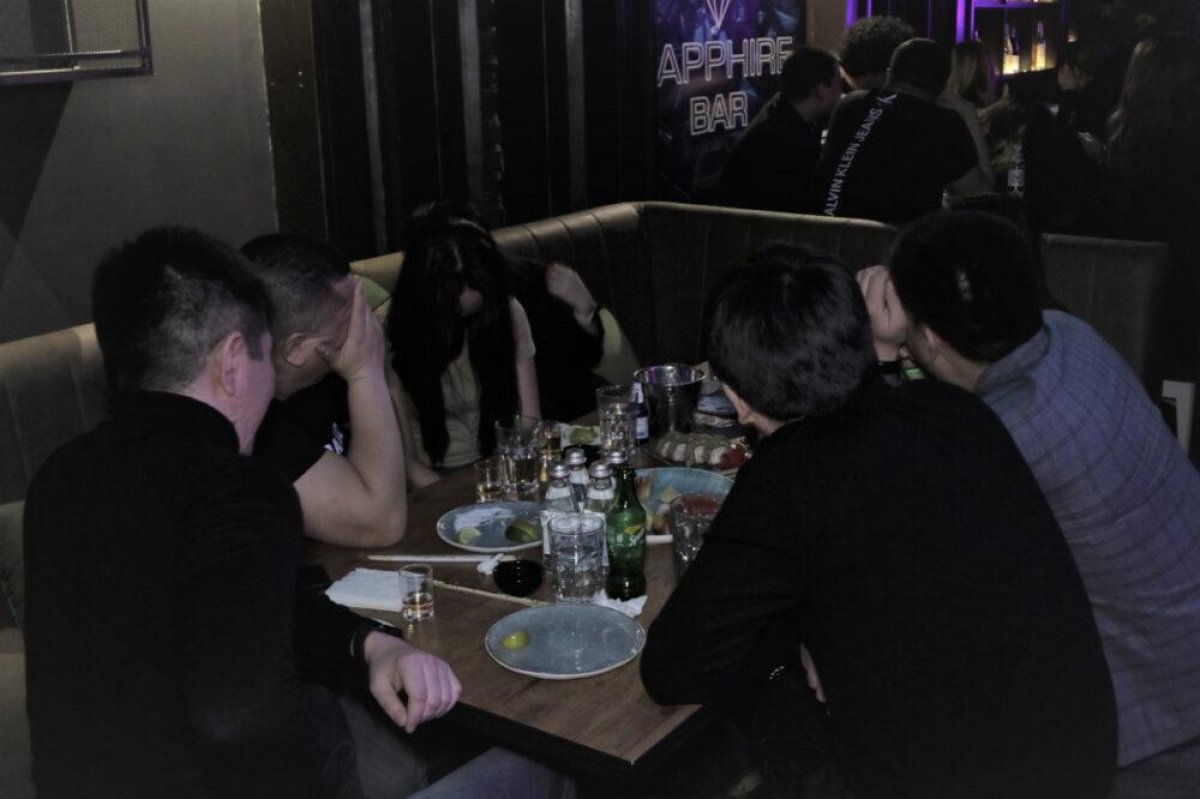 300 человек выдворила из бара Нур-Султана мониторинговая группа