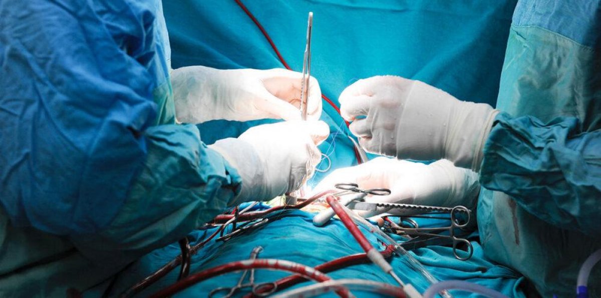 В Алматы заменили сердечный клапан у 94-летнего пациента