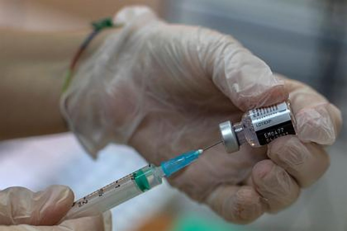 Жители Нур-Султана не являются за вторым компонентом вакцины Спутник V