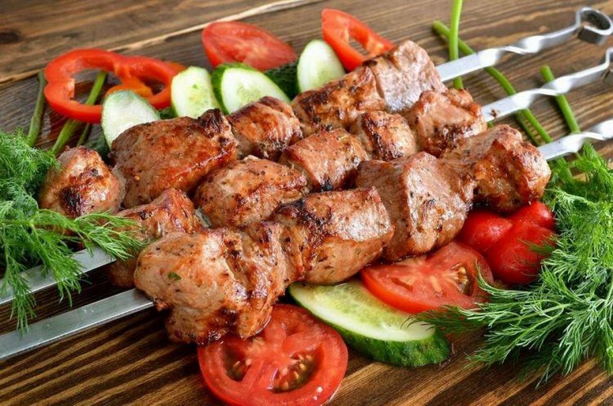 Алматинец украл килограммы шашлыка на 35 тысяч тенге