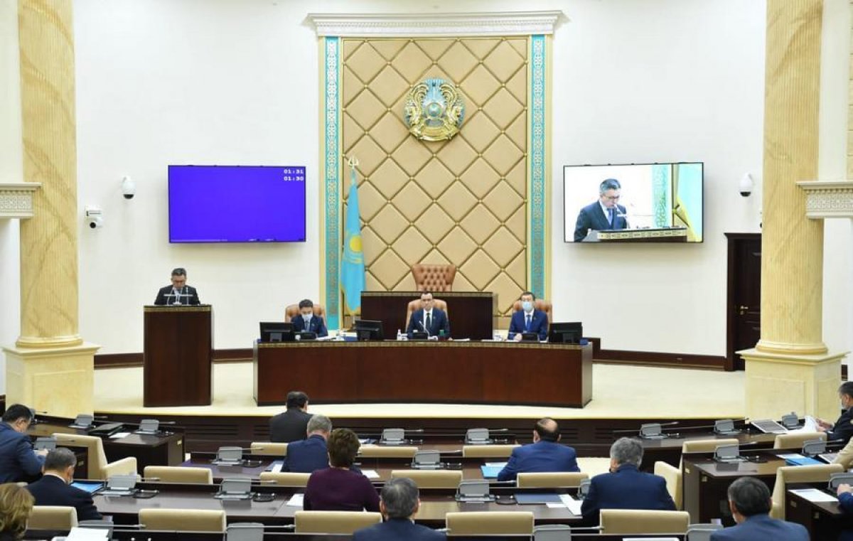 Сенаторы приняли закон, регулирующий не включенную в Единый перечень ЕАЭС продукцию