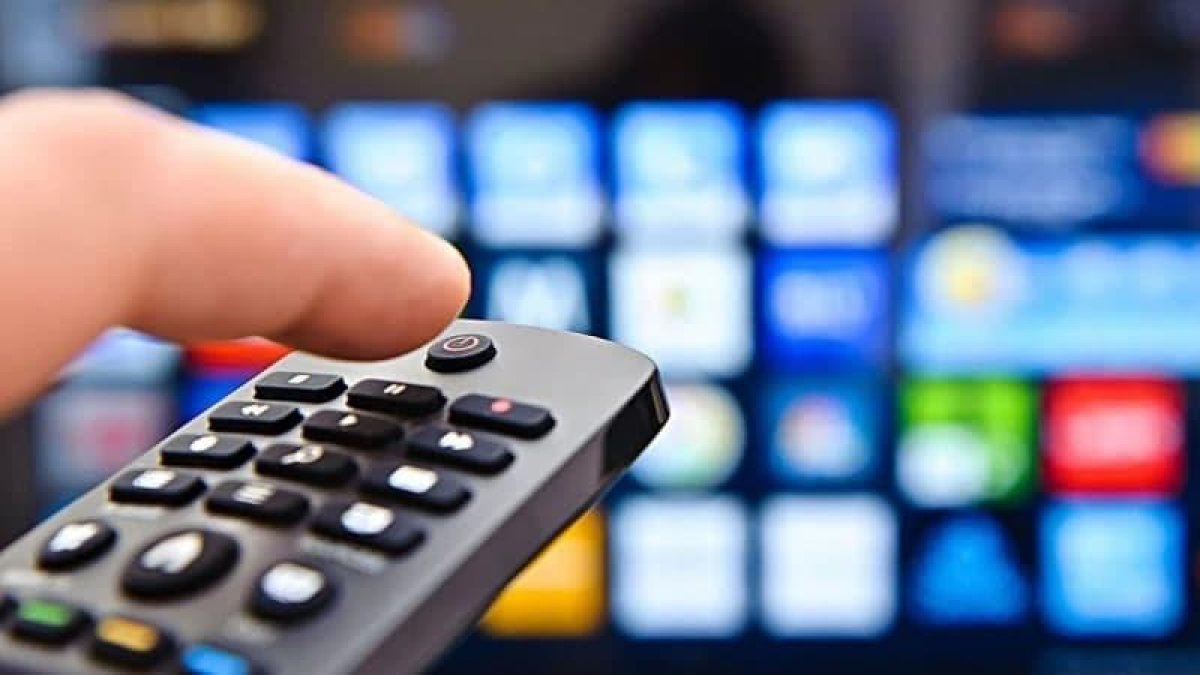 В Казахстане на 14 часов отключат телевидение и радио