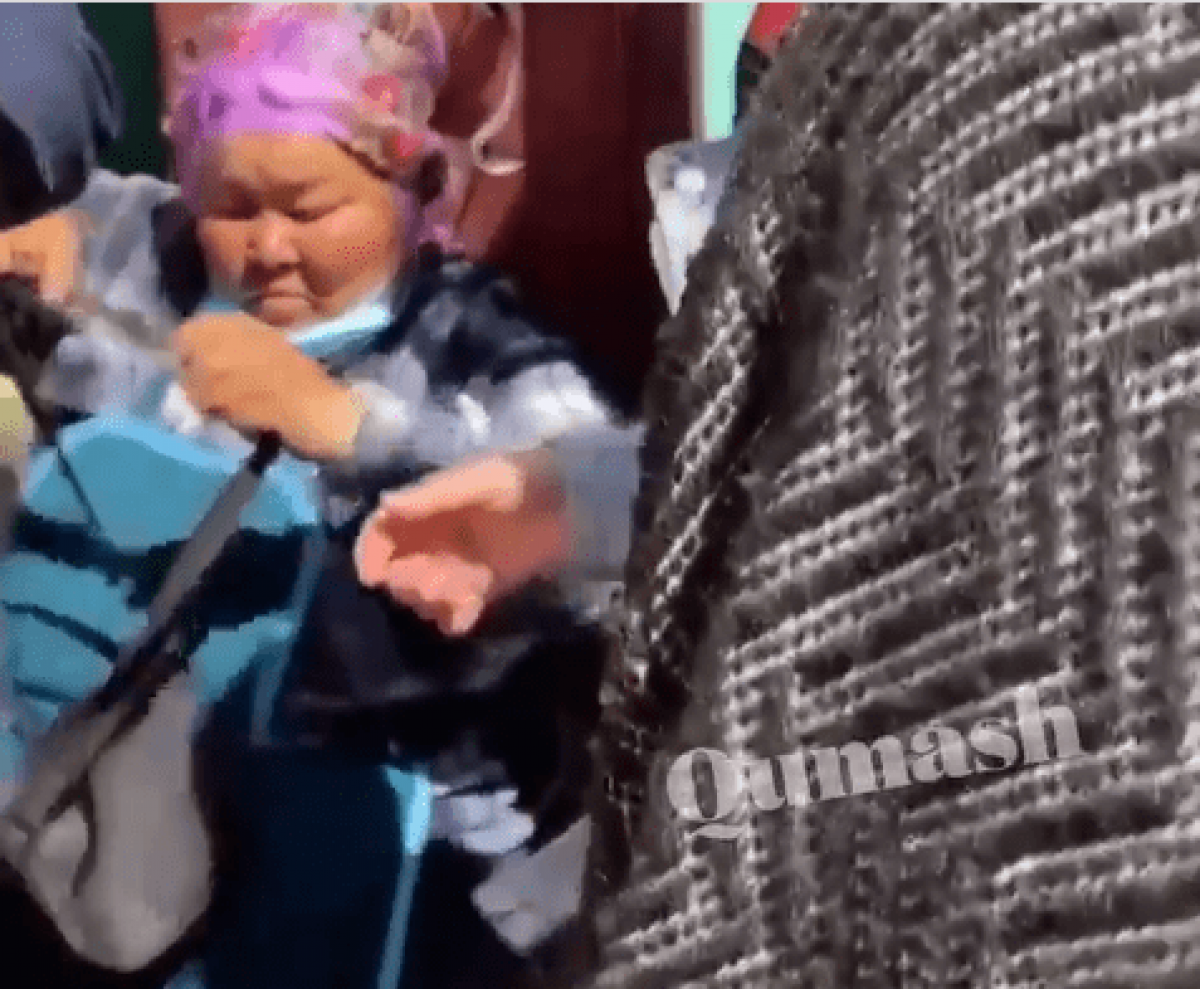 Ashyq apa: на рынок в Кызылорде не пускают невакцинированных от коронавируса