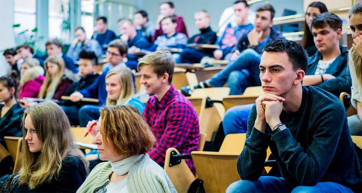 Перевожусь на специальность. Учеба в техникуме. Учеба в университете. Студенты колледжа. Колледжи после 9 класса.