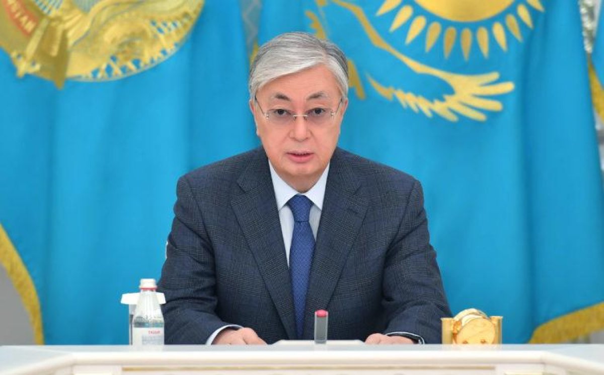 Токаев подписал закон о запрете продажи земли иностранцам