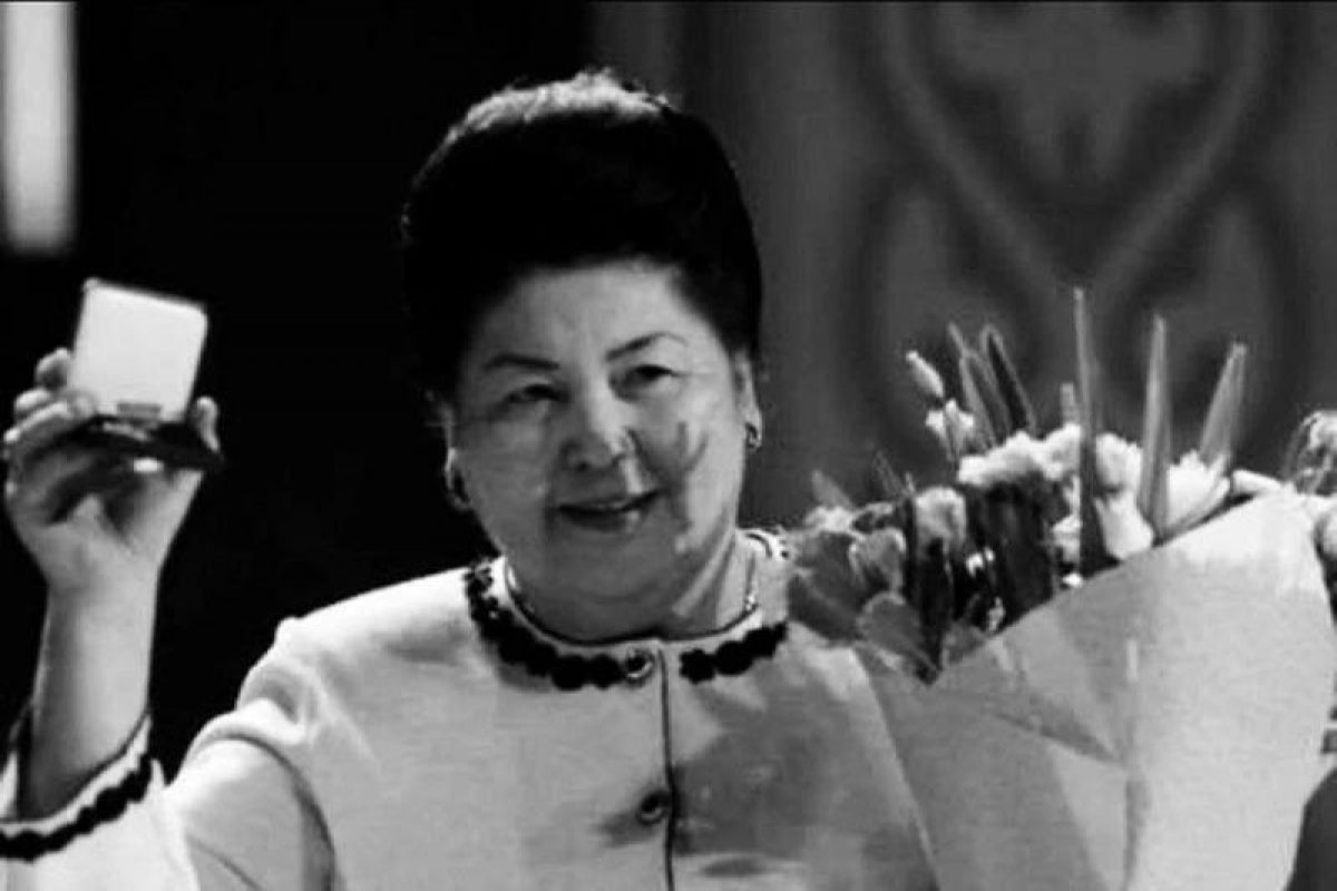 Nur Otan соболезнует главе МИОР в связи со смертью ее матери