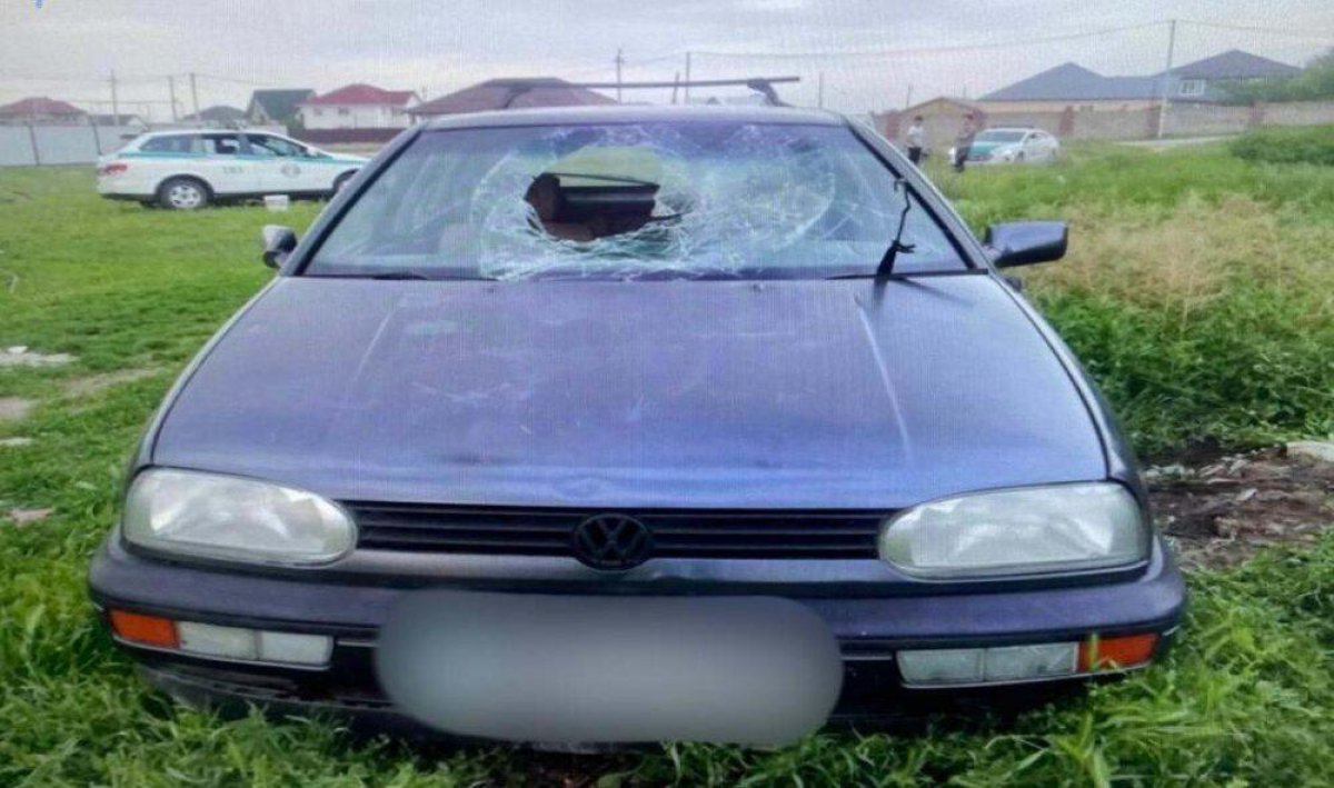 Не поделили дорогу: водитель насмерть сбил пешехода в Каскелене