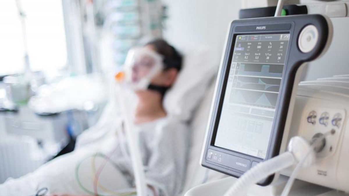 В Казахстане смертность от коронавируса идет на спад