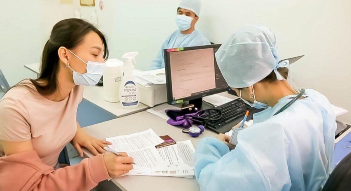 Количество желающих получить вакцину в Нур-Султане выросло в 5 раз